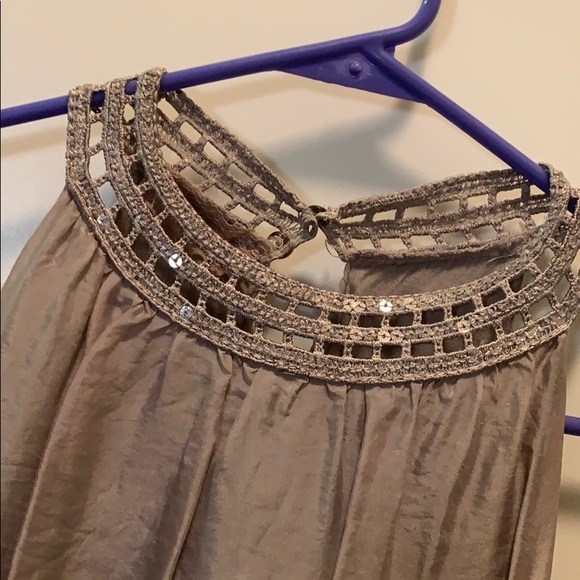 High neck classy tank - Picture 2 of 4